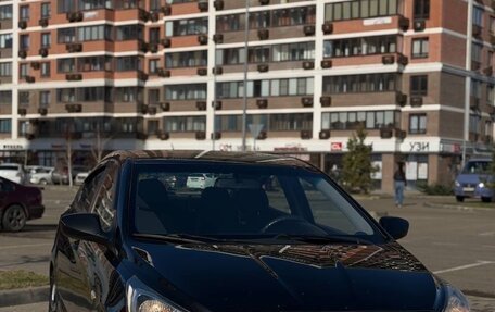 Hyundai Solaris II рестайлинг, 2011 год, 800 000 рублей, 7 фотография