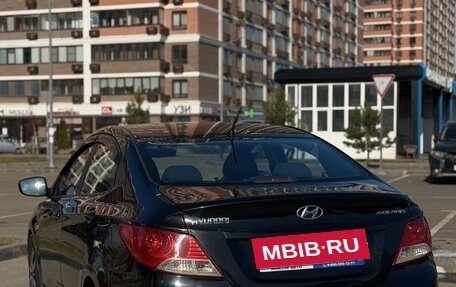 Hyundai Solaris II рестайлинг, 2011 год, 800 000 рублей, 18 фотография