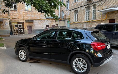 Mercedes-Benz GLA, 2016 год, 2 800 000 рублей, 15 фотография