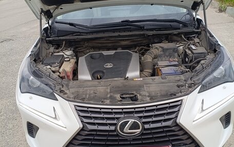Lexus NX I, 2018 год, 2 650 000 рублей, 3 фотография