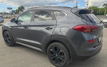 Hyundai Tucson III, 2019 год, 2 500 000 рублей, 21 фотография