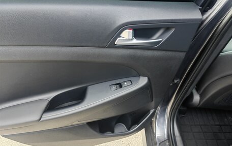 Hyundai Tucson III, 2019 год, 2 500 000 рублей, 36 фотография