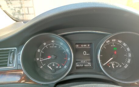 Skoda Superb III рестайлинг, 2014 год, 1 050 000 рублей, 7 фотография