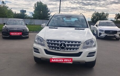 Mercedes-Benz M-Класс, 2011 год, 1 350 000 рублей, 2 фотография