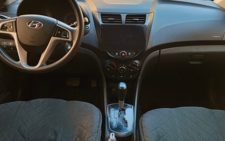 Hyundai Solaris II рестайлинг, 2013 год, 920 000 рублей, 9 фотография