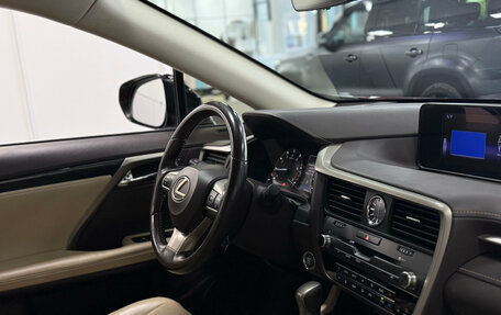 Lexus RX IV рестайлинг, 2018 год, 4 725 000 рублей, 19 фотография