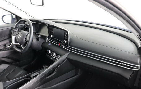 Hyundai Elantra, 2023 год, 2 079 000 рублей, 11 фотография