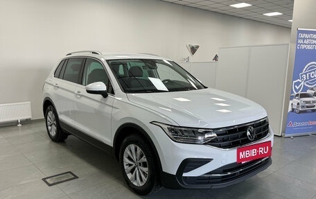 Volkswagen Tiguan II, 2021 год, 2 790 000 рублей, 3 фотография