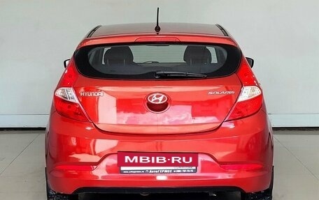 Hyundai Solaris II рестайлинг, 2015 год, 750 000 рублей, 3 фотография