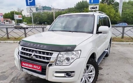 Mitsubishi Pajero IV, 2015 год, 2 999 000 рублей, 1 фотография