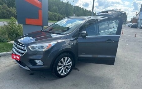 Ford Kuga III, 2016 год, 2 000 000 рублей, 1 фотография