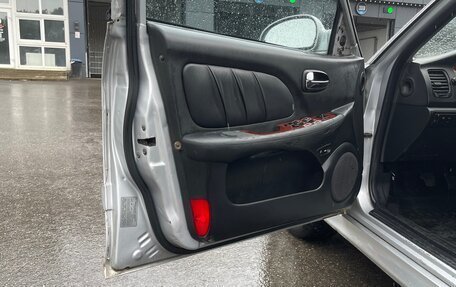 Hyundai Sonata IV рестайлинг, 2005 год, 250 000 рублей, 6 фотография