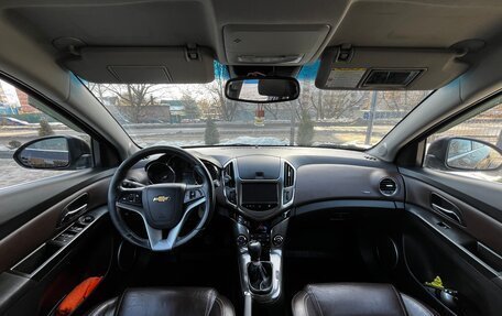 Chevrolet Cruze II, 2013 год, 870 000 рублей, 10 фотография