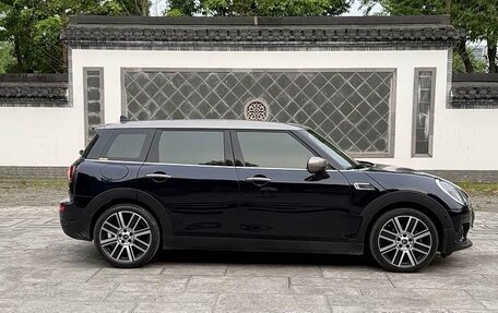 MINI Clubman, 2022 год, 2 420 000 рублей, 7 фотография