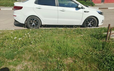 KIA Rio III рестайлинг, 2016 год, 920 000 рублей, 3 фотография