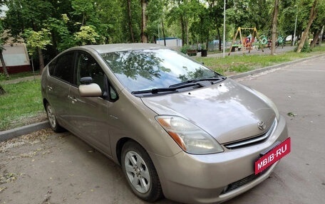 Toyota Prius, 2007 год, 790 000 рублей, 8 фотография
