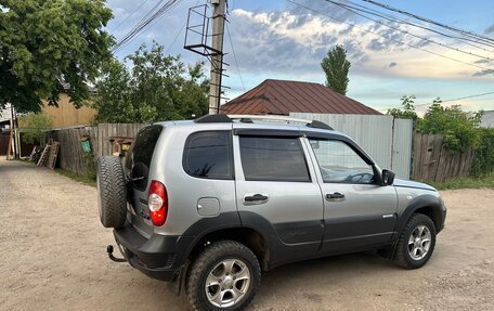 Chevrolet Niva I рестайлинг, 2015 год, 457 000 рублей, 5 фотография