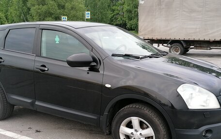 Nissan Qashqai, 2008 год, 630 000 рублей, 2 фотография