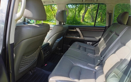 Toyota Land Cruiser 200, 2008 год, 2 600 000 рублей, 10 фотография
