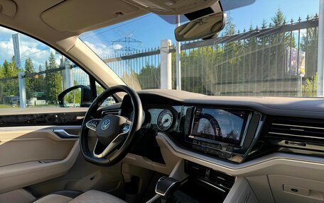 Volkswagen Touareg III, 2021 год, 5 709 000 рублей, 9 фотография