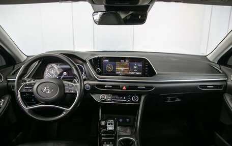 Hyundai Sonata VIII, 2019 год, 2 590 000 рублей, 16 фотография