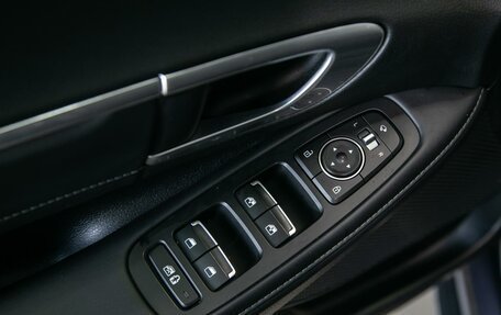 Hyundai Sonata VIII, 2019 год, 2 590 000 рублей, 21 фотография