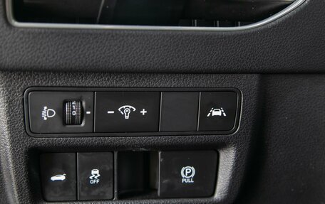 Hyundai Sonata VIII, 2019 год, 2 590 000 рублей, 23 фотография