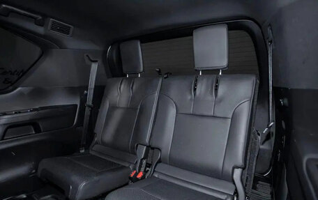Lexus LX, 2023 год, 13 605 969 рублей, 19 фотография