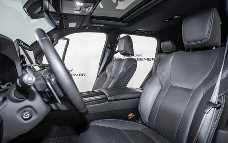 Lexus LX, 2023 год, 13 605 969 рублей, 17 фотография
