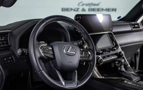 Lexus LX, 2023 год, 13 605 969 рублей, 11 фотография