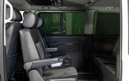 Volkswagen Multivan T5, 2010 год, 1 990 000 рублей, 18 фотография