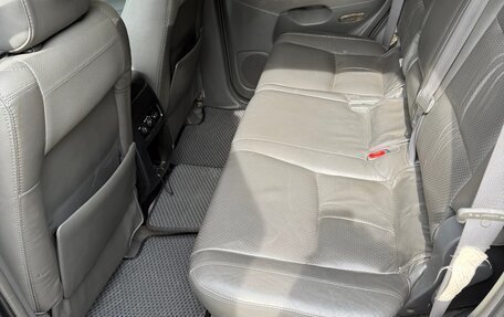 Toyota Land Cruiser Prado 120 рестайлинг, 2005 год, 1 300 000 рублей, 8 фотография