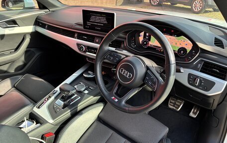 Audi A4, 2018 год, 2 210 000 рублей, 8 фотография