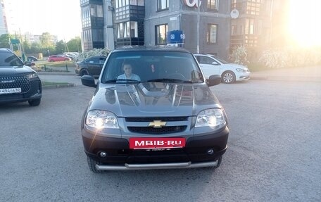 Chevrolet Niva I рестайлинг, 2014 год, 540 000 рублей, 3 фотография