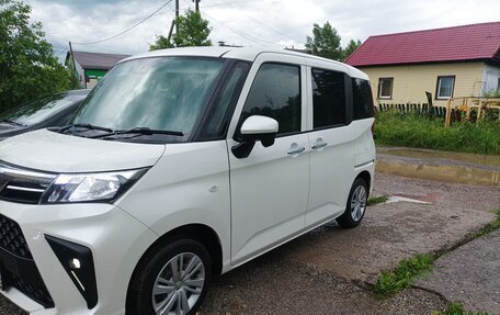Toyota Roomy I, 2021 год, 1 250 000 рублей, 3 фотография