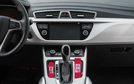 Geely Atlas I, 2019 год, 1 390 000 рублей, 7 фотография