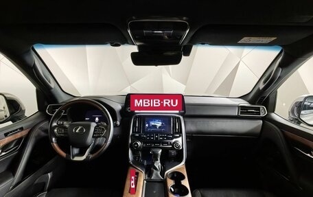 Lexus LX, 2022 год, 12 799 000 рублей, 14 фотография
