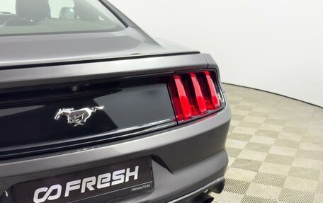 Ford Mustang VI рестайлинг, 2015 год, 2 194 900 рублей, 6 фотография