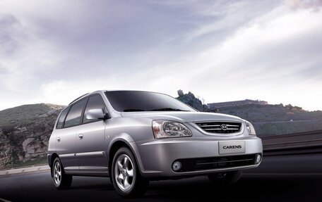 KIA Carens I (RS), 2003 год, 390 000 рублей, 1 фотография