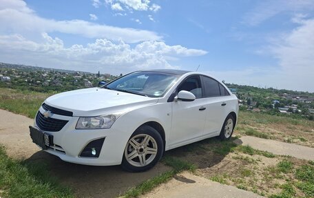 Chevrolet Cruze II, 2013 год, 650 000 рублей, 3 фотография