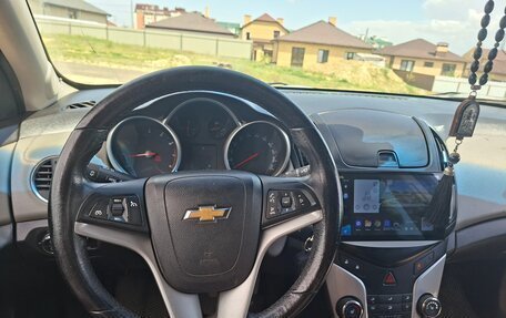 Chevrolet Cruze II, 2013 год, 650 000 рублей, 10 фотография
