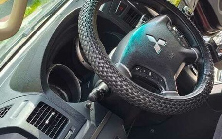 Mitsubishi Pajero IV, 2013 год, 2 500 000 рублей, 3 фотография