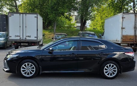 Toyota Camry, 2021 год, 1 900 000 рублей, 18 фотография
