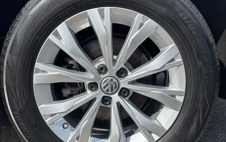 Volkswagen Tiguan II, 2018 год, 3 200 000 рублей, 9 фотография