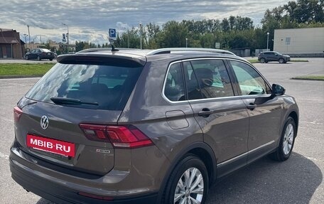 Volkswagen Tiguan II, 2018 год, 3 200 000 рублей, 5 фотография