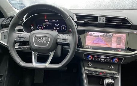Audi Q3, 2021 год, 2 350 000 рублей, 13 фотография
