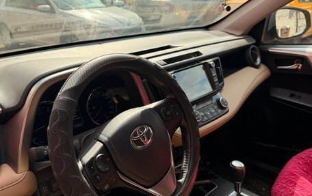 Toyota RAV4, 2016 год, 1 315 000 рублей, 4 фотография