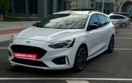 Ford Focus IV, 2019 год, 1 870 000 рублей, 2 фотография