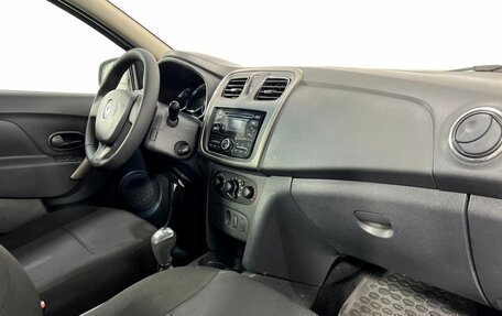 Renault Logan II, 2015 год, 545 000 рублей, 12 фотография