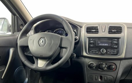 Renault Logan II, 2015 год, 545 000 рублей, 15 фотография